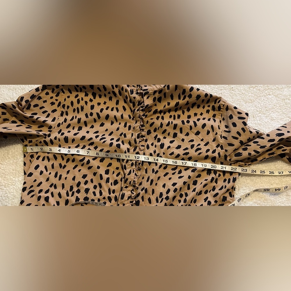 Crown & Ivy Women’s Button Down Long Sleeve Blouse Black/Brown Cheetah size L - Picture 5 of 10